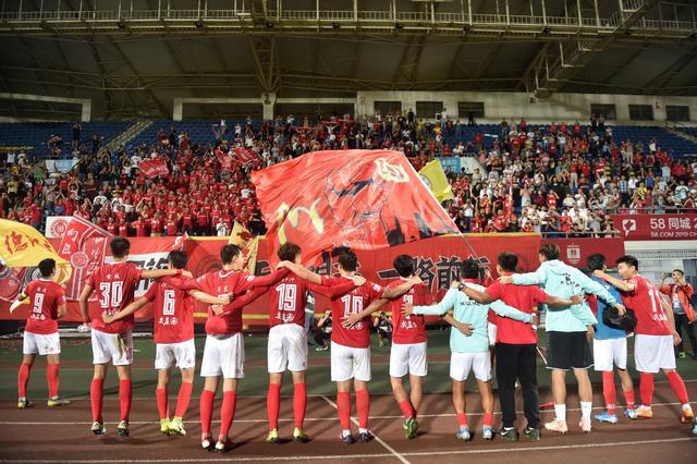 乌杜卡称火箭防守形同虚设，球队状态明显下滑（乌杜卡直言火箭防守失效，球队近况明显下滑）