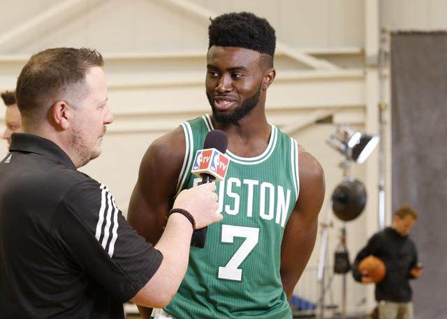 官方：川超联赛放弃版权保护，人人皆可参与传播创作（官方宣布：川超联赛不设版权限制，公众可自由传播与创作）