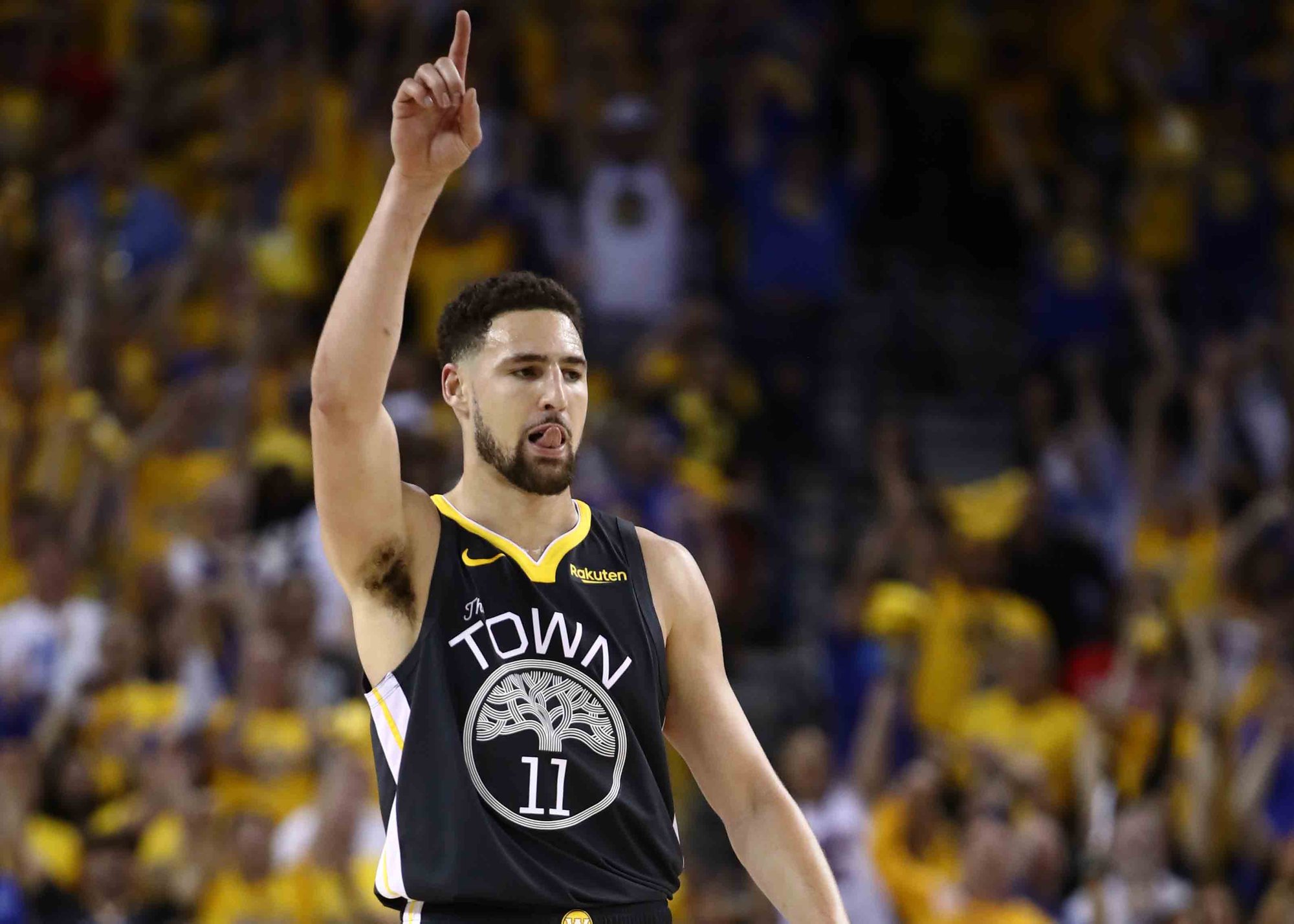 半场战报：汉堡1-1法兰克福，洛孔加，胡戈-拉松破门（半场：汉堡1-1战平法兰克福，洛孔加与胡戈-拉松建功）