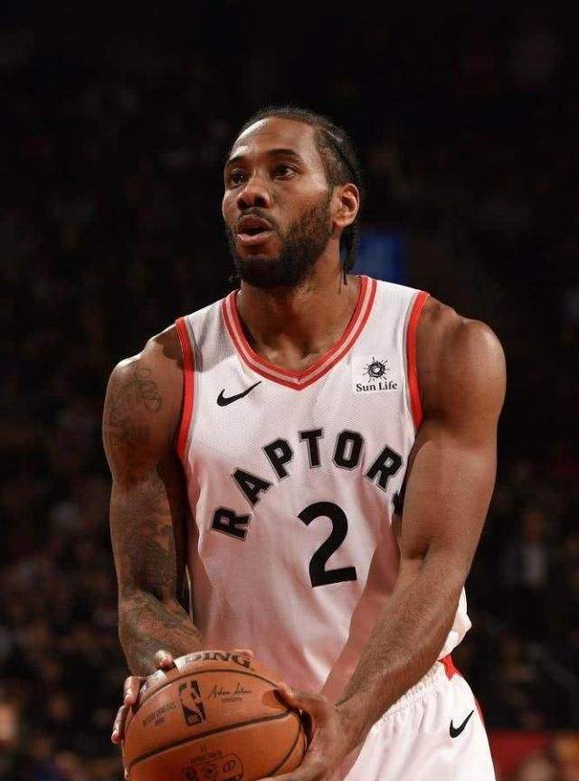 瓜迪奥拉说梅西是历史第一人！还说自己跟梅西学到东西！（瓜迪奥拉：梅西是史上最佳，我也从他身上学到了很多）