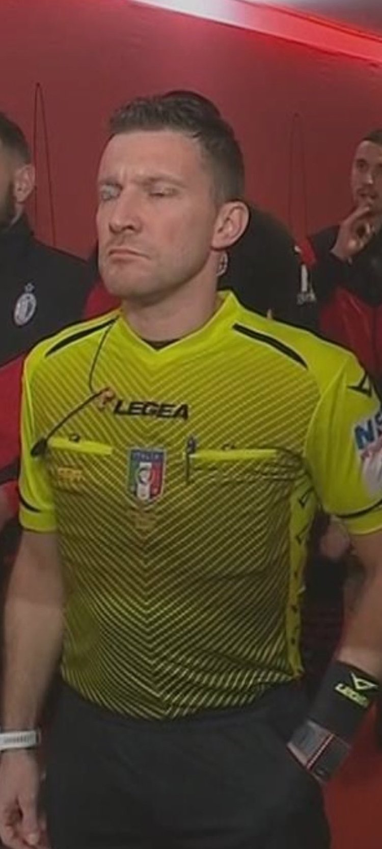 廖均健：梅州老板的苦苦支撑我们看在眼里，作为队长想说抱歉（廖均健致歉：身为队长，看到梅州老板的艰难支撑，心中愧疚）