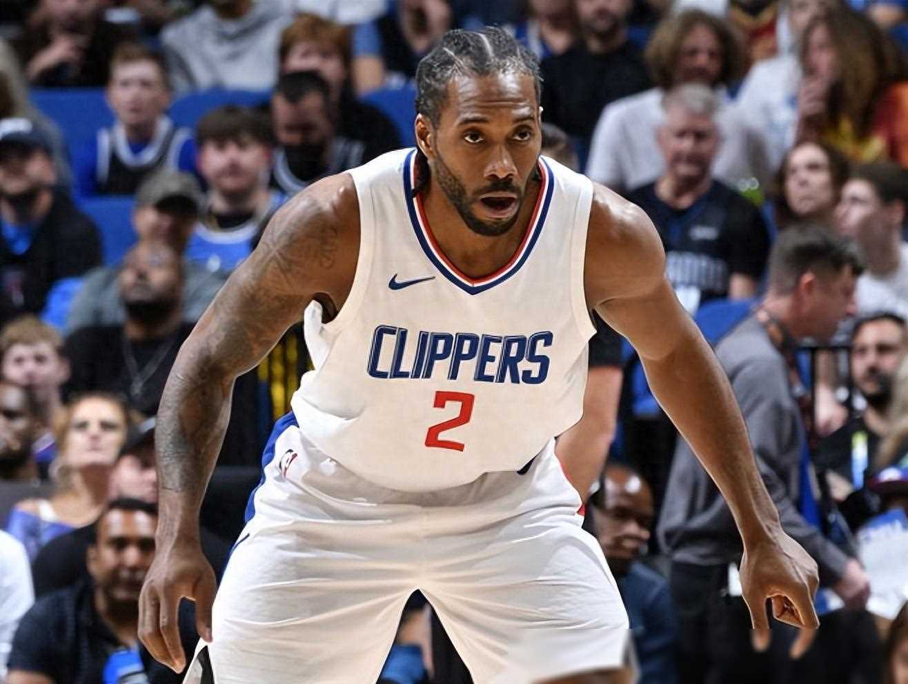 布斯克茨退役，10年世界杯冠军西班牙仅剩5人仍在踢球（布斯克茨挂靴，2010西班牙冠军队仅剩5名现役球员）