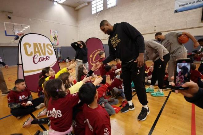 最后的告别！孙兴慜：感激昨晚能够回归，热刺对我来说很特别（告别时刻！孙兴慜：感恩昨夜回归，热刺在我心中意义非凡）